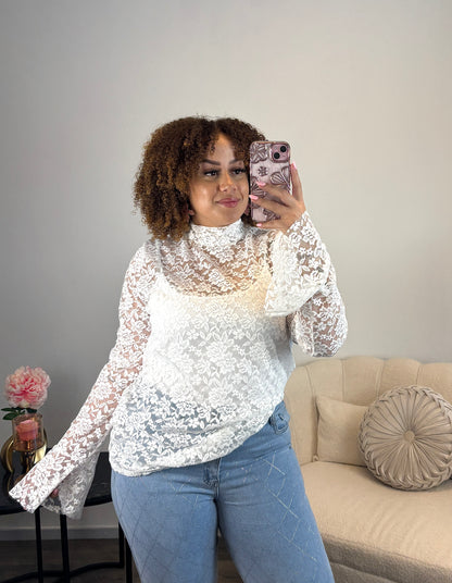 LACE TOP WHITE PLUS
